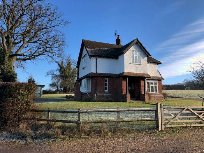 3 Bedroom Detached House To Rent In East Meon, Petersfield / Winchester, Hampshire, GU32