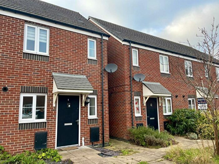 2 Bedroom Semi Detached House To Rent In Tarn Close, Willenhall, WV13