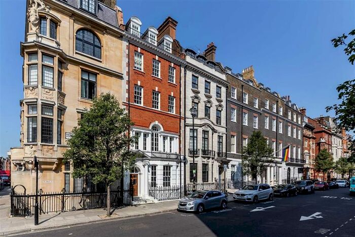4 Bedroom Flat To Rent In Harley Street, London, W1G