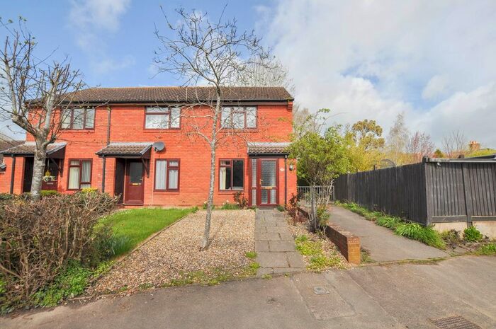 2 Bedroom End Of Terrace House To Rent In Cuthbury Gardens, Wimborne, BH21