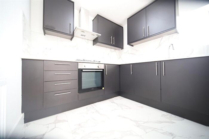 3 Bedroom Property To Rent In Scotland Green Road, Ponders End, Enfield, EN3