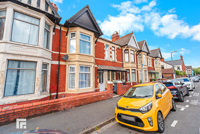 3 Bedroom Terraced House For Sale In Dinas Street, Grangetown, Cardiff, CF11
