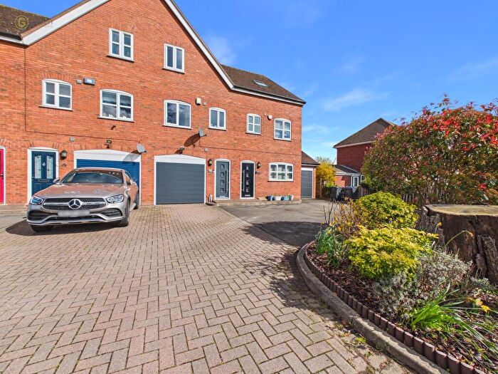 3 Bedroom Town House For Sale In Hurst Green Road, Sutton Coldfield, B76