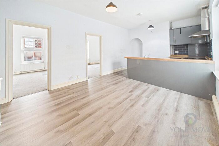 2 Bedroom Flat To Rent In St. Michaels Road, Northampton, Northamptonshire, NN1