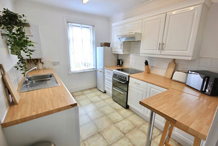 1 Bedroom Flat For Sale In Marline Road, Poole, BH12