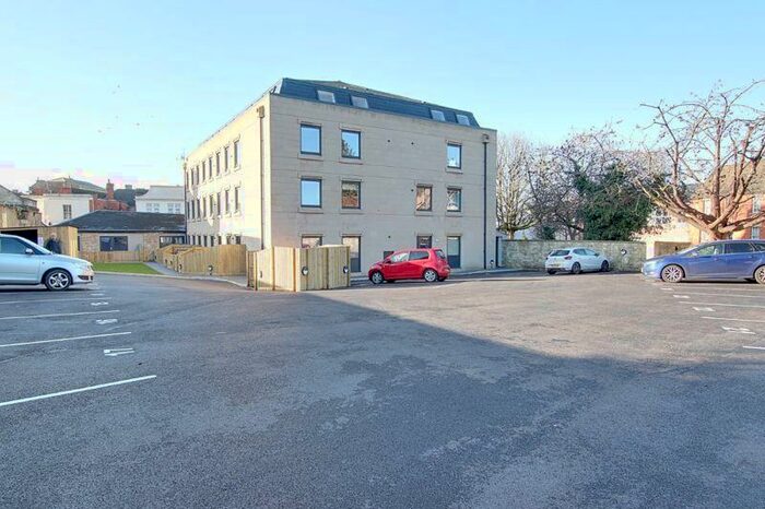 1 Bedroom Flat To Rent In Manvers Street, Trowbridge, BA14