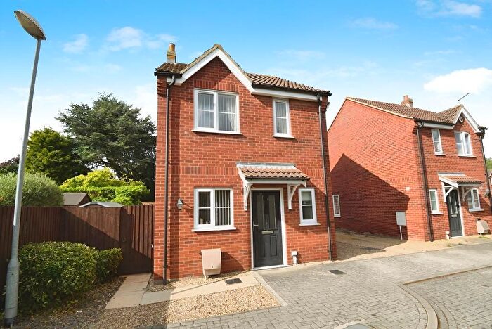 2 Bedroom Detached House To Rent In Granger Close, Wisbech, PE13