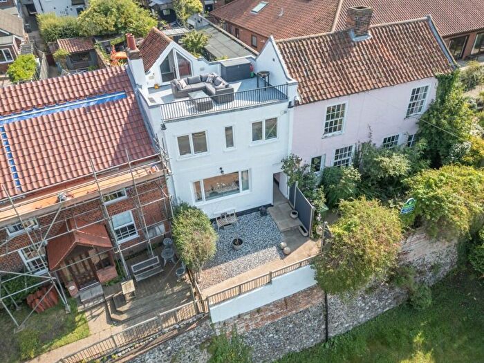 3 Bedroom Terraced House For Sale In Cliff Cottages, Puddingmoor, Beccles, NR34