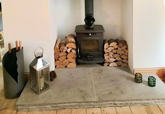 2 Bedroom End Of Terrace House For Sale In Albert Street, Durham City, DH1