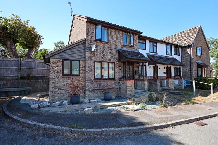 3 Bedroom End Of Terrace House For Sale In Stonefield Way, Burgess Hill, RH15