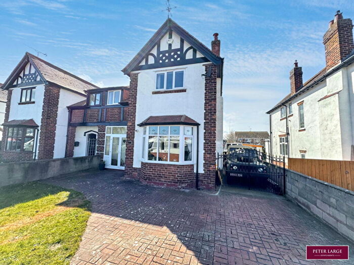 4 Bedroom Semi-Detached House For Sale In Sea Road, Prestatyn, Denbighshire, LL19