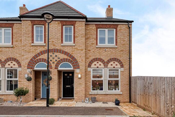 3 Bedroom Semi-Detached House For Sale In Louise Rise, Fairfield Gardens, Hitchin, SG5