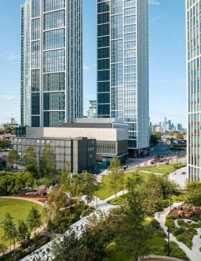 5 Bedroom Flat To Rent In Carnation Way, London, SW8