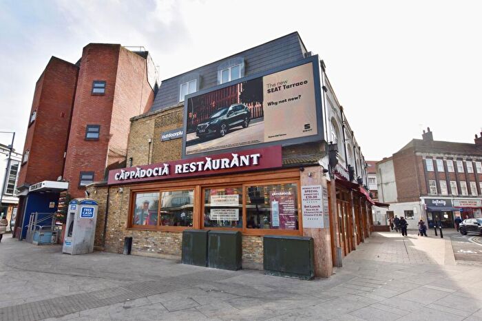 1 Bedroom Property To Rent In Fife Road, Kingston Upon Thames, KT1