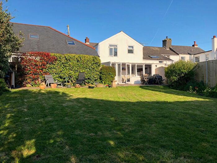 3 Bedroom End Of Terrace House To Rent In St. Just In Roseland, Truro, TR2