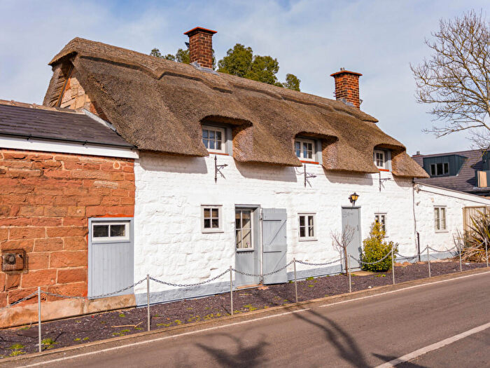 4 Bedroom Detached House For Sale In Raby Mere Road, Wirral, CH63