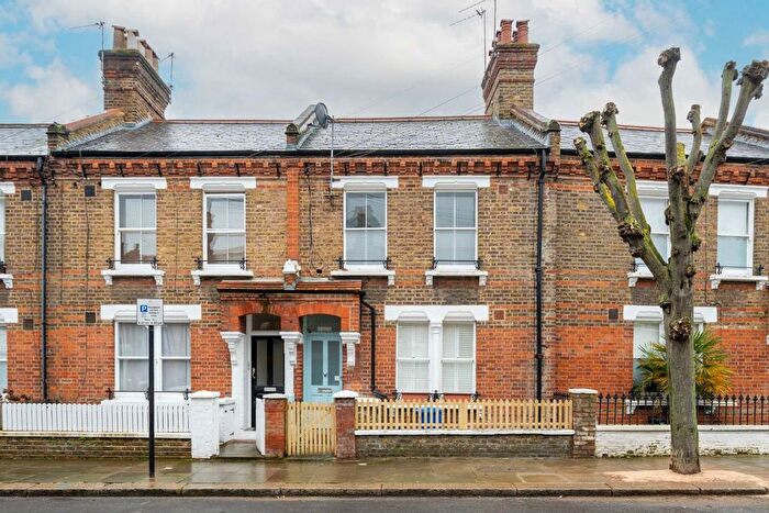 2 Bedroom Flat For Sale In Third Avenue, North Kensington, W10