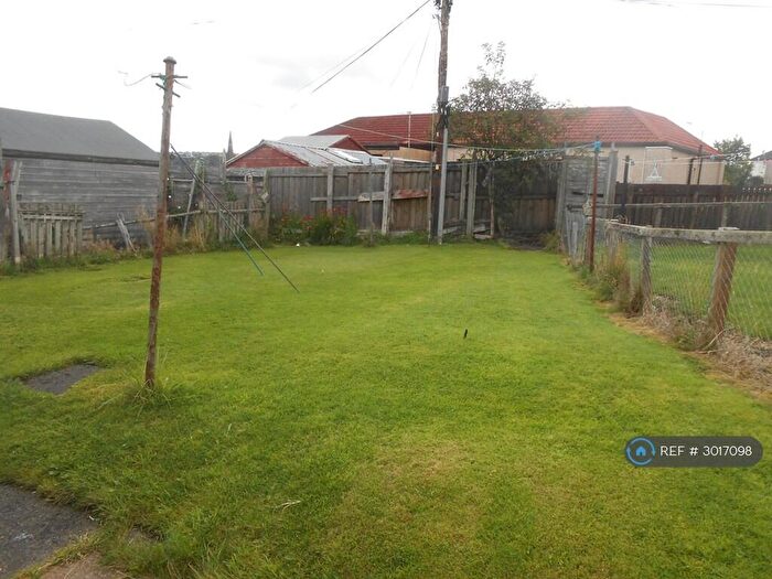 2 Bedroom Flat To Rent In Car Road, Cumnock, KA18
