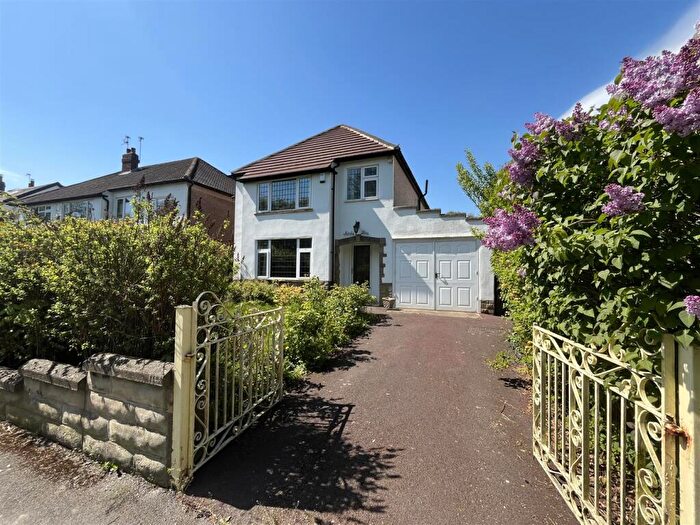 3 Bedroom Detached House To Rent In New Adel Lane, Leeds, LS16
