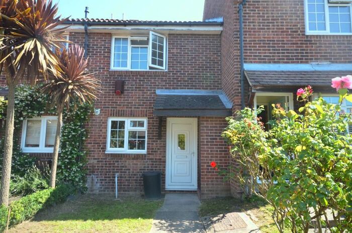 2 Bedroom Terraced House To Rent In St Benets Close, London, SW17