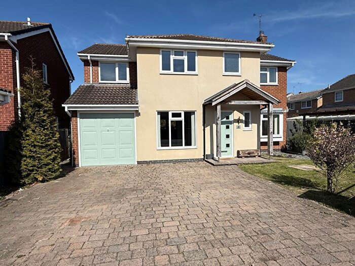 5 Bedroom Detached House To Rent In Braemar Drive, Gedling, Nottingham, NG4