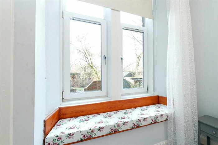 2 Bedroom Apartment To Rent In Dudley Drive, Glasgow, Lanarkshire, G12