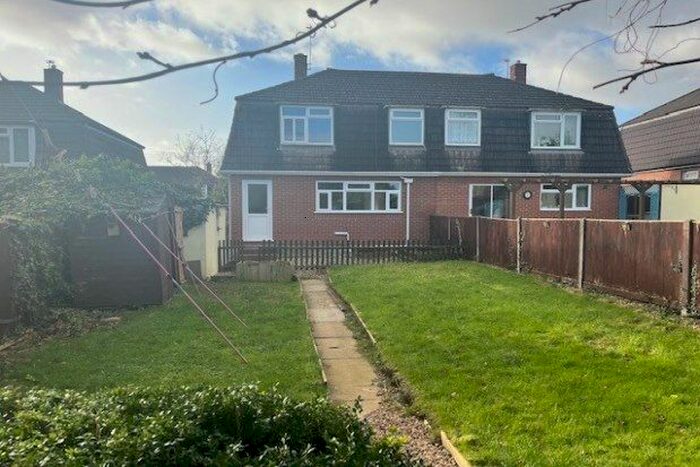 3 Bedroom Property To Rent In Newlands Avenue, Bristol, BS36