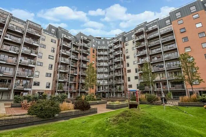 1 Bedroom Flat To Rent In Seren Park Gardens, East Greenwich, SE3