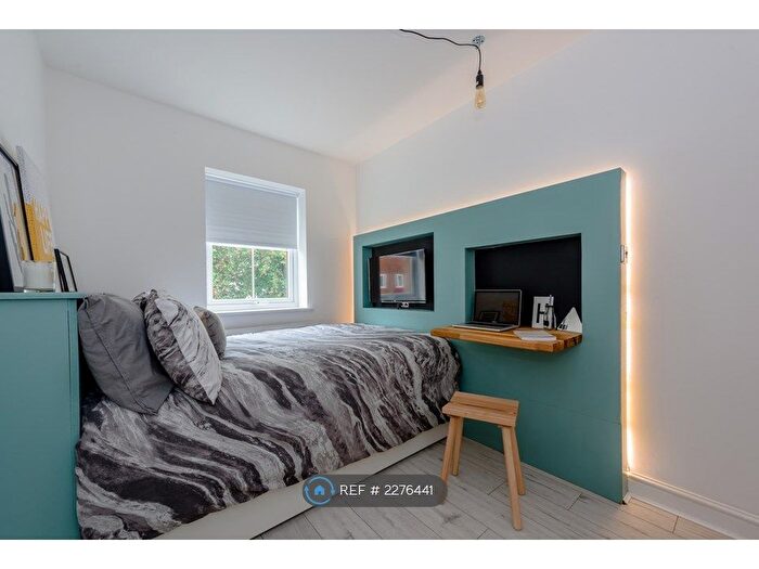 6 Bedroom Semi-Detached House To Rent In Highgate Street, Liverpool, L7