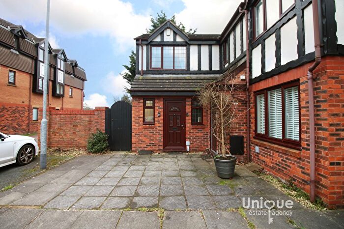 3 Bedroom End Of Terrace House For Sale In Windsor Court, Poulton-Le-Fylde, FY6