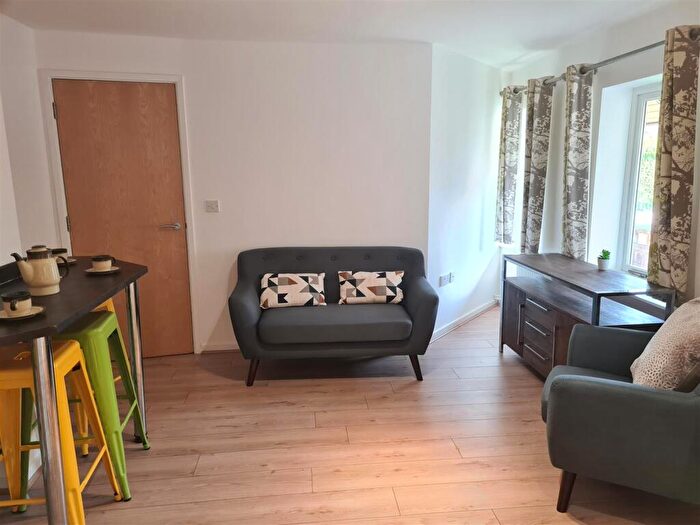 1 Bedroom Flat To Rent In Rooms Available At The Forum, CB1