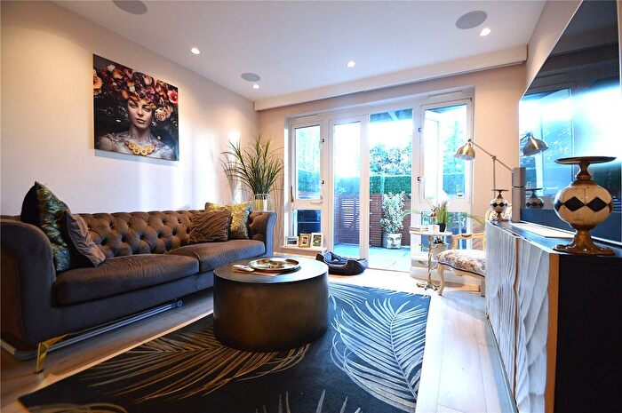 1 Bedroom Flat To Rent In Park Lane, Croydon, CR0