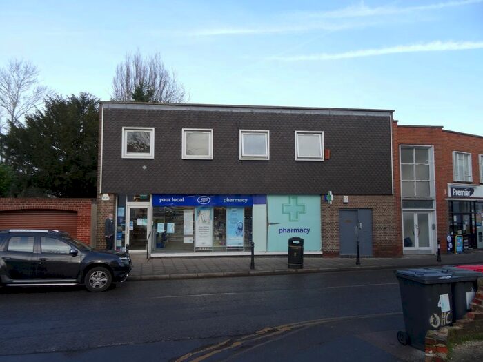 1 Bedroom Flat To Rent In Oaten Hill, Canterbury CT1