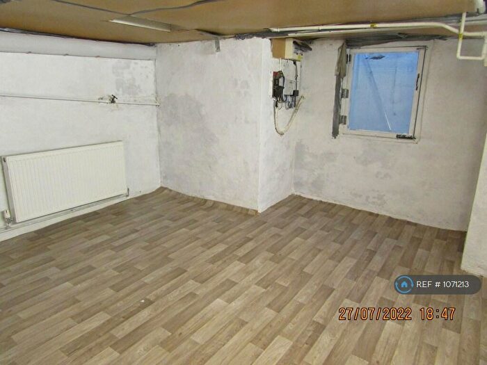 4 Bedroom Terraced House To Rent In Priestfield Road, Gillingham, ME7