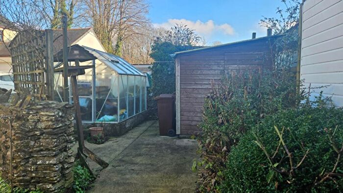 3 Bedroom Cottage For Sale In North Street, Lostwithiel, Cornwall, PL22