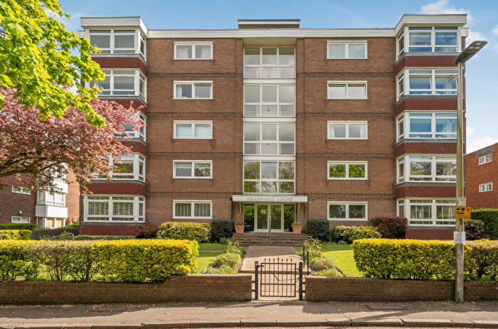 2 Bedroom Apartment For Sale In Cranfield Court, Sunset Avenue, Woodford Green, IG8