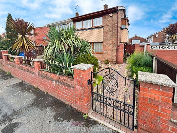 3 Bedroom Semi-detached House For Sale In Millard Avenue, Hatfield, Doncaster, DN7