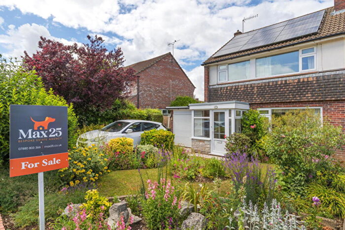 3 Bedroom Semi-Detached House For Sale In Shaston Crescent, Dorchester, DT1