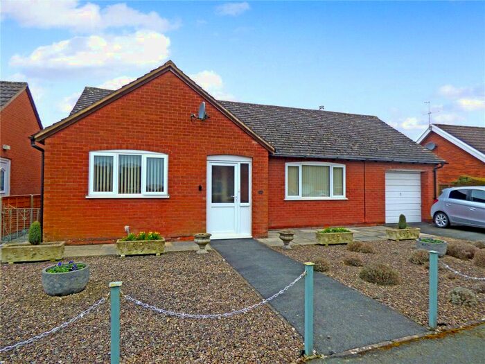 2 Bedroom Bungalow To Rent In The Meads, Kington, Herefordshire, HR5