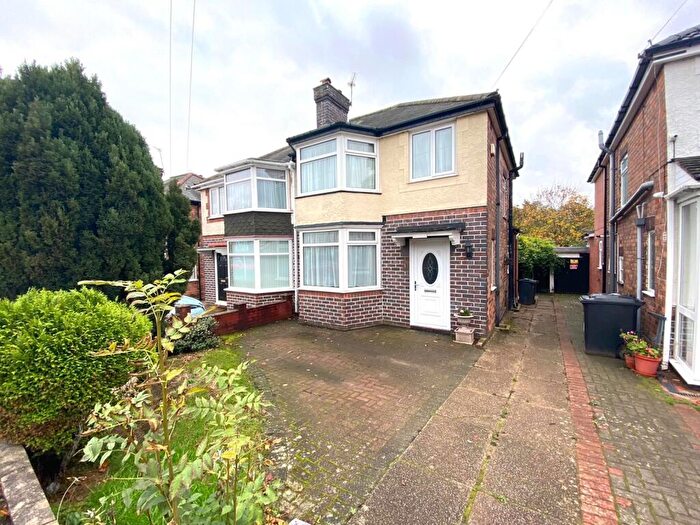 3 Bedroom House To Rent In Ermington Crescent, Hodge Hill, B36