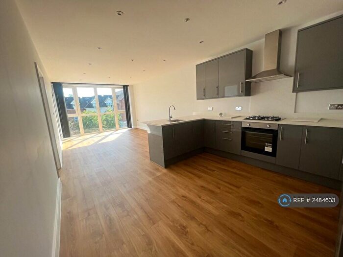 2 Bedroom Flat To Rent In Goldsworth Road, Woking, GU21