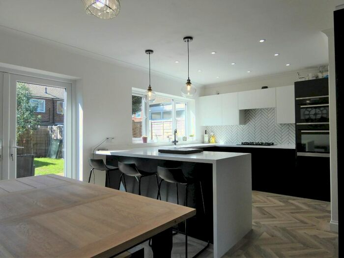 3 Bedroom Semi-Detached House To Rent In Winterstoke Way, Ramsgate, CT11