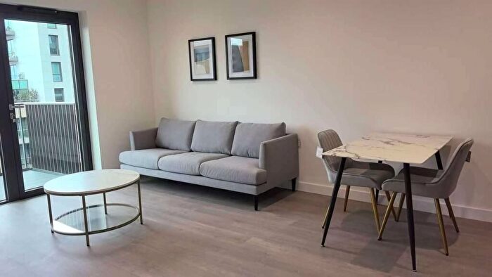 1 Bedroom Flat To Rent In Damsel Grove, London, N4