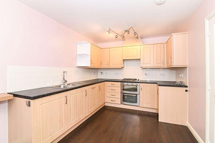 4 Bedroom Semi Detached House To Rent In Hill View Road, Malvern, WR14