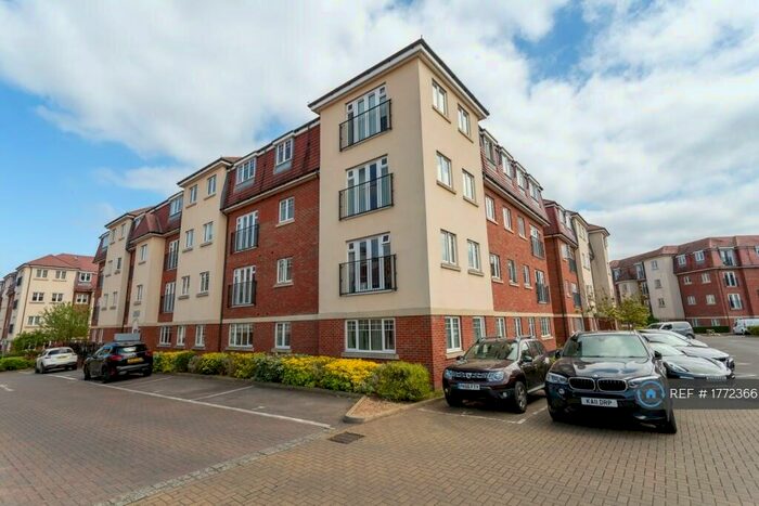 1 Bedroom Flat To Rent In Schoolgate Drive, Morden, SM4