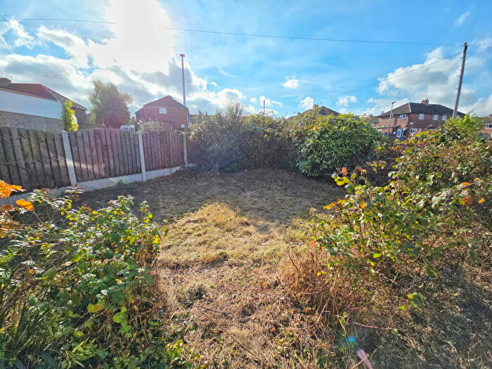 2 Bedroom Semi-Detached House For Sale In Ridgway Avenue, Darfield, Barnsley, S73
