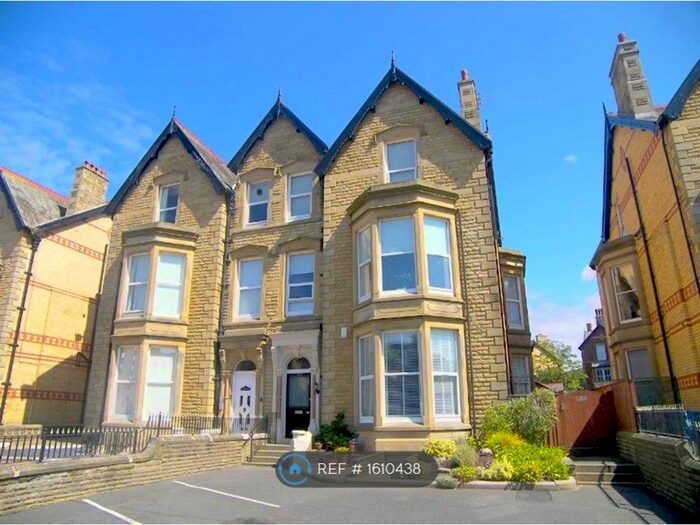 1 Bedroom Flat To Rent In Clifton Drive North, Lytham St. Annes, FY8