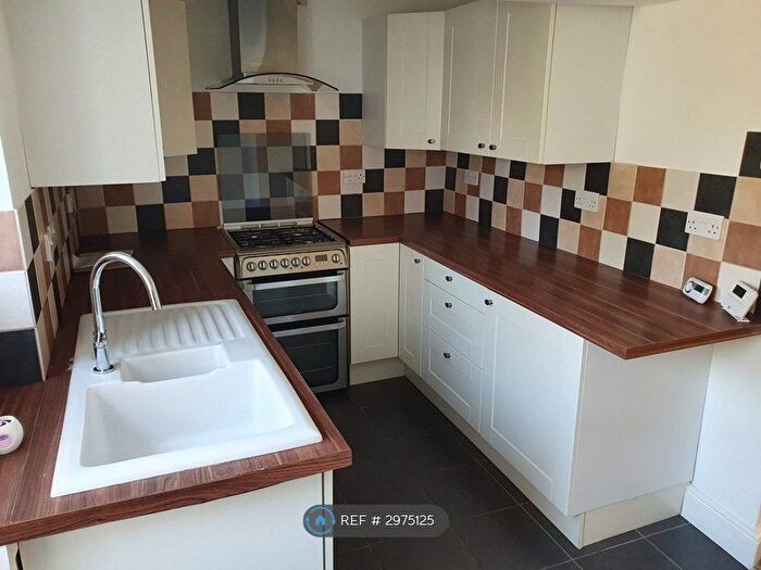 2 Bedroom Terraced House To Rent In Gladstone Road, Trowbridge, BA14