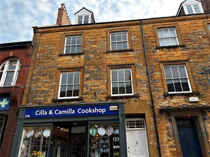 2 Bedroom Flat To Rent In Cheap Street, Sherborne, DT9