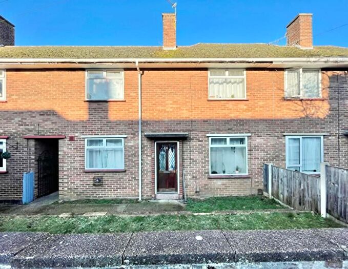 4 Bedroom Semi-Detached House To Rent In Wakefield Road, Norwich, NR5